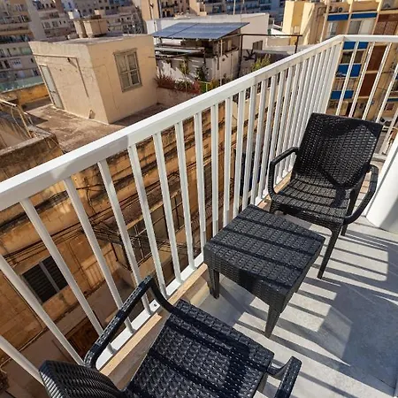 King Size Brand New Apt Just Off Spinola With Wifi By 360 Estates *