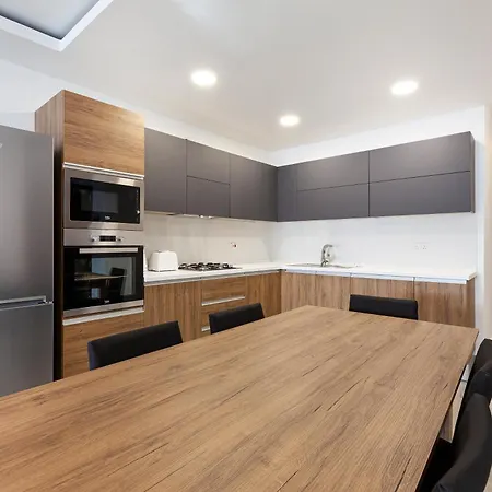 King Size Brand New Apt Just Off Spinola With Wifi By 360 Estates Appartement