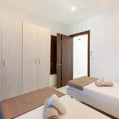 King Size Brand New Apt Just Off Spinola With Wifi By 360 Estates