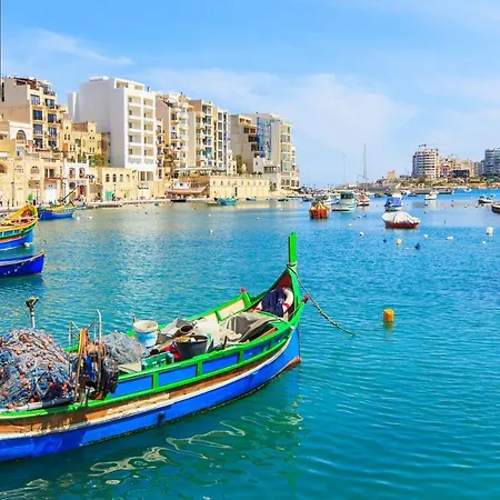 King Size Brand New Apt Just Off Spinola With Wifi By 360 Estates