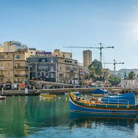 King Size Brand New Apt Just Off Spinola With Wifi By 360 Estates * Ta' Cikkun